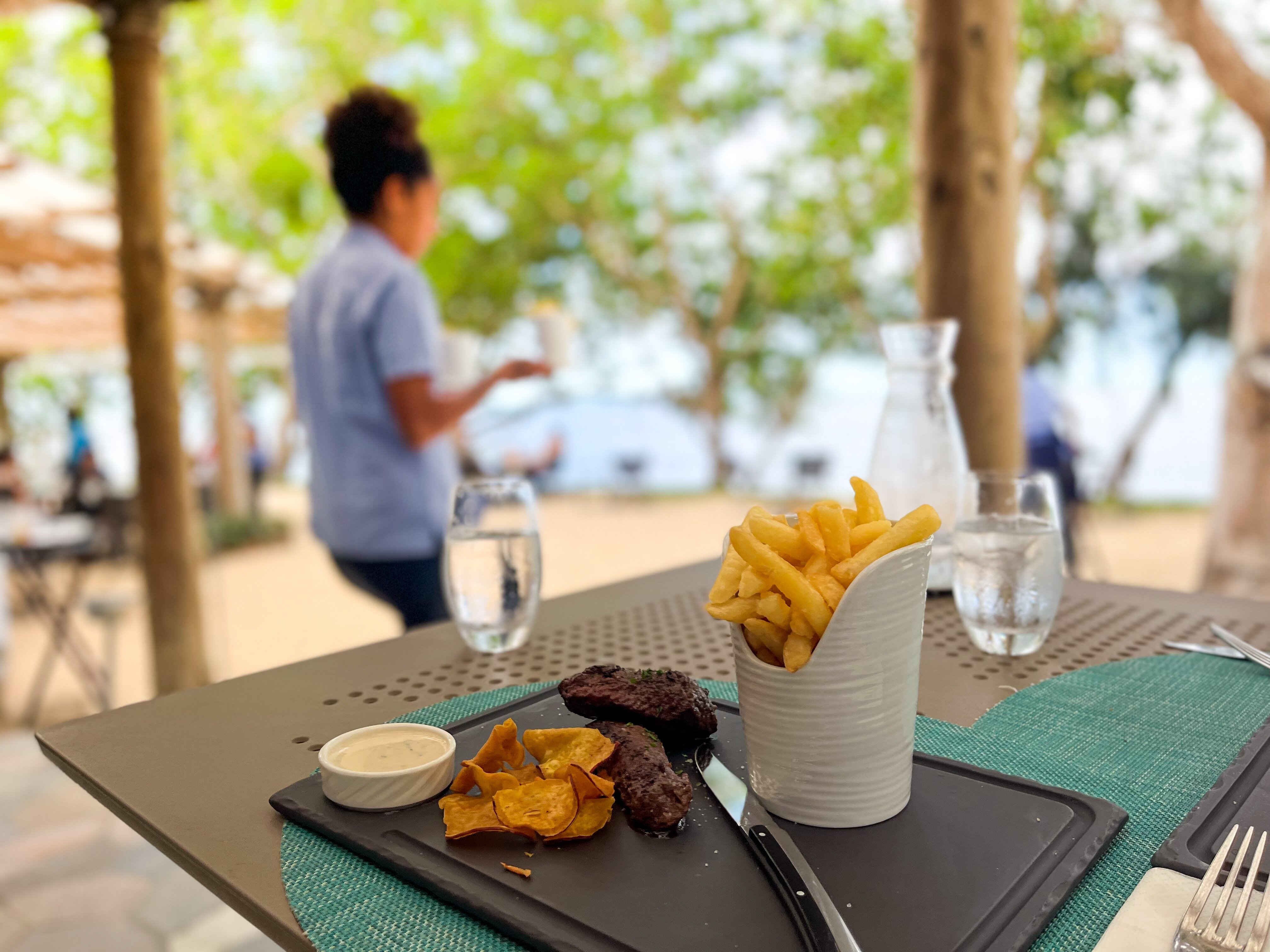 Sheraton New Caledonia Deva Spa & Golf Resort-餐饮
