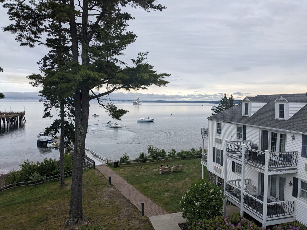 Atlantic Oceanside Hotel and Event Center主图