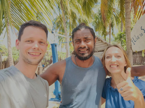 海豚瓦迪亚酒店主图