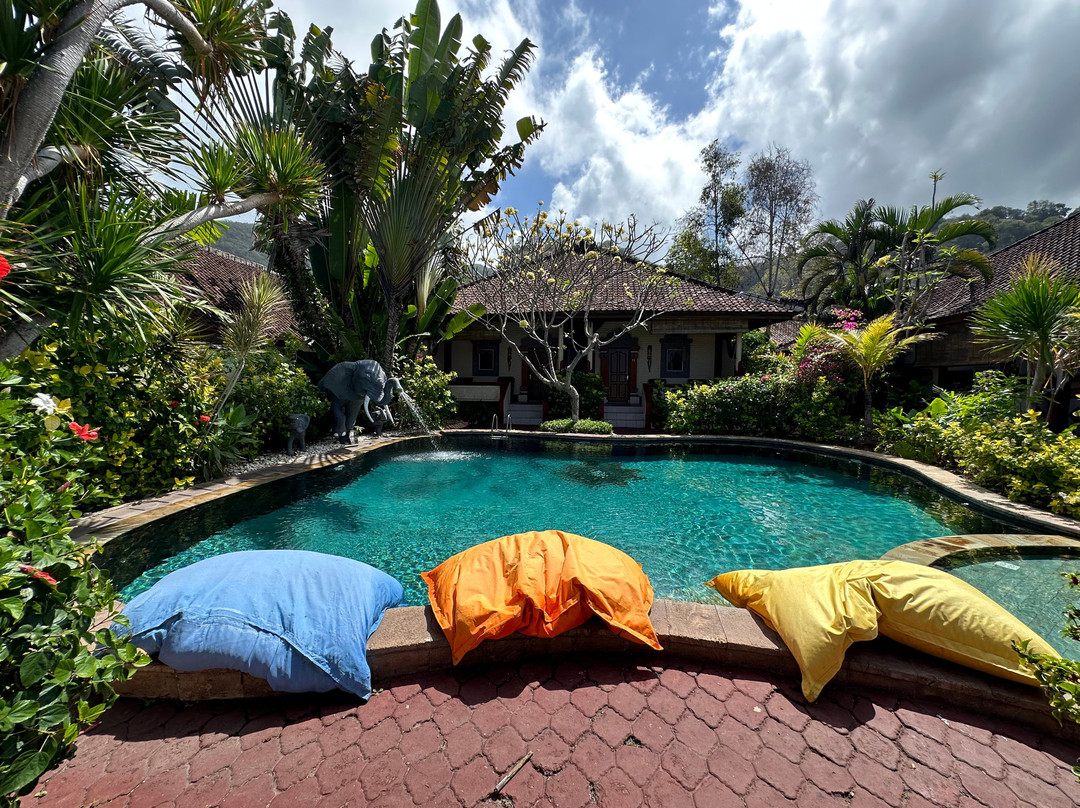 东巴厘海滨洋房酒店主图