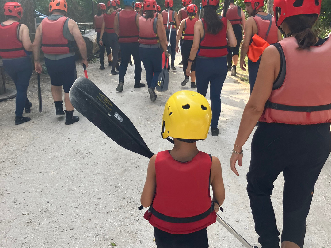 Gaia Rafting Center景点图片