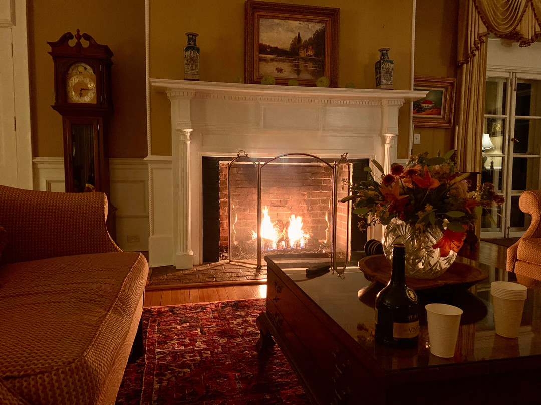 Inn At Warner Hall主图