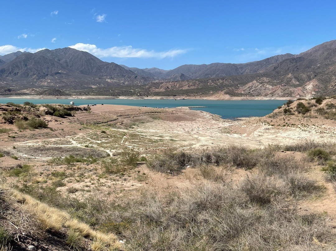 Sun Trip Brasileiros em Mendoza-门多萨必去景点