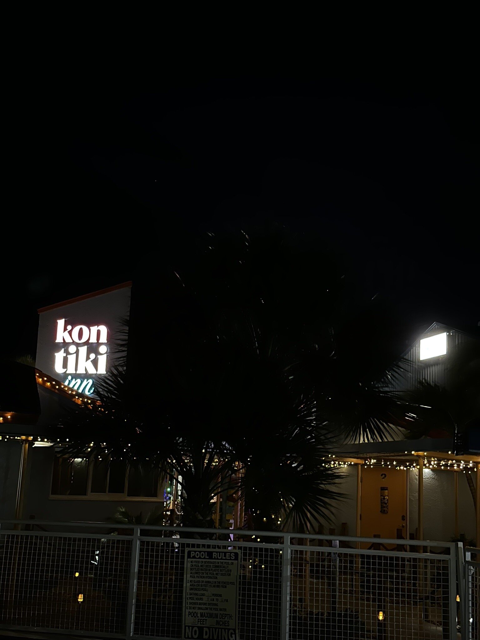 Kon Tiki Inn-官方