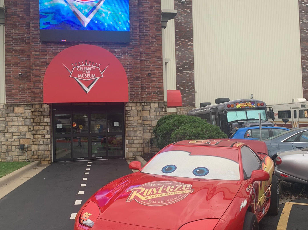 Celebrity Car Museum-布兰森必去景点