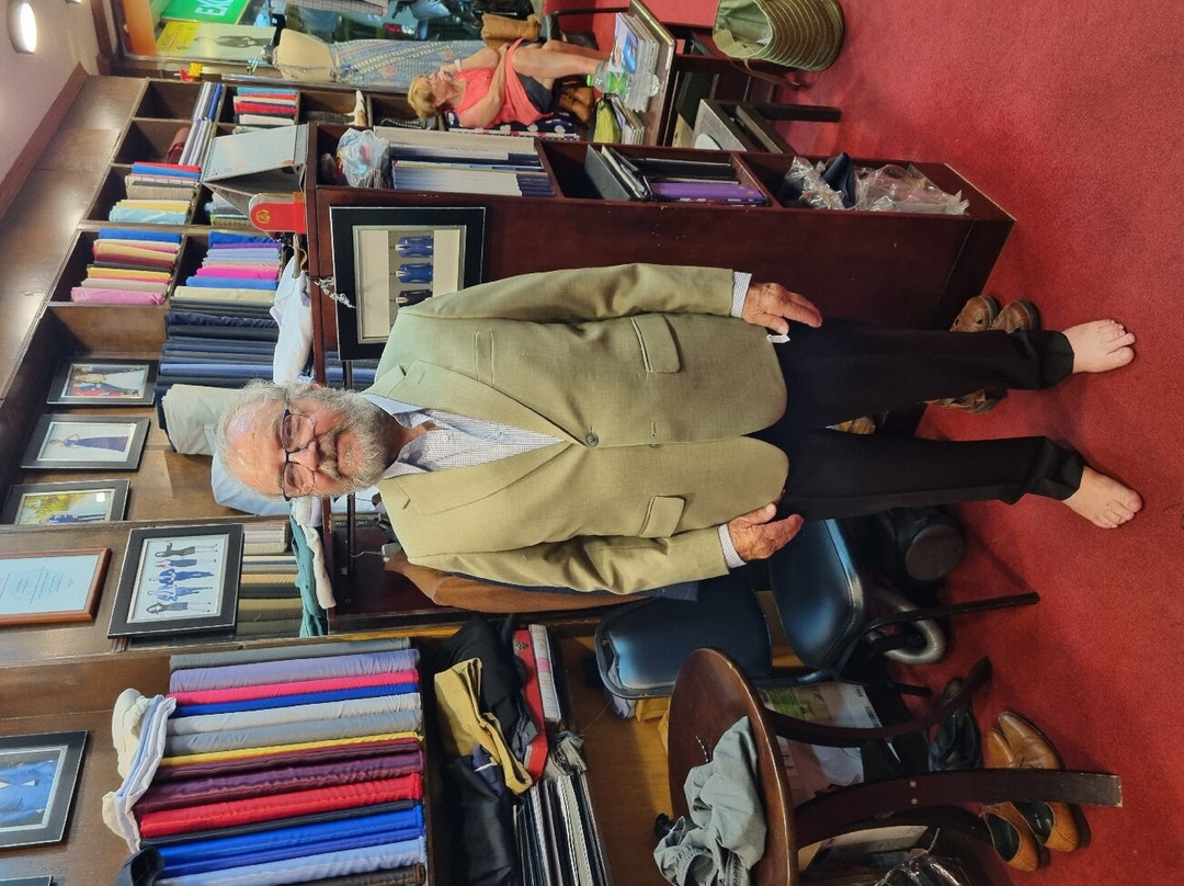 Classic International Suits-查汶海滩必去景点