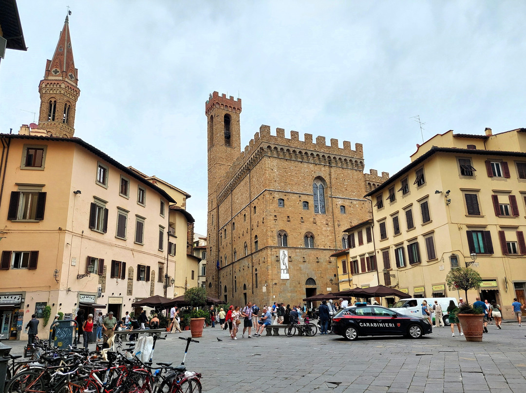 Piazza San Firenze-佛罗伦萨必去景点