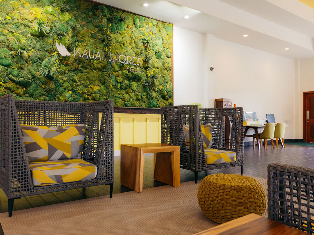 考爱岛海岸水上酒店主图