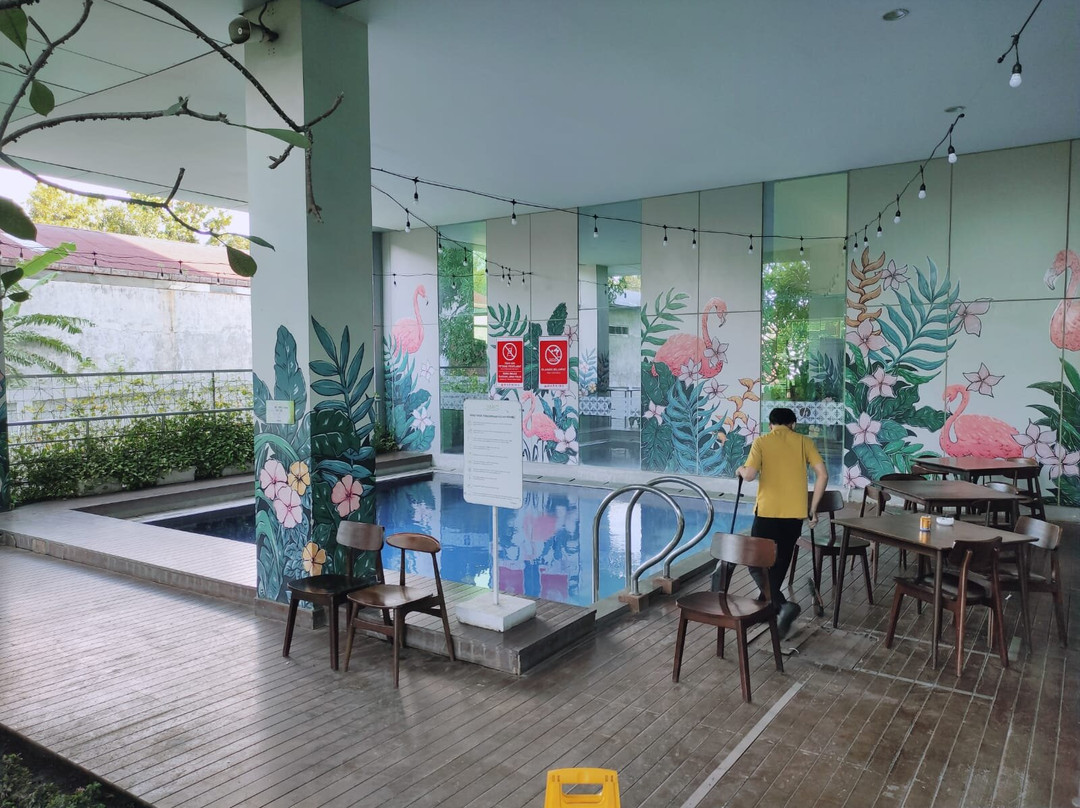 Hotel Horison Nindya Semarang主图