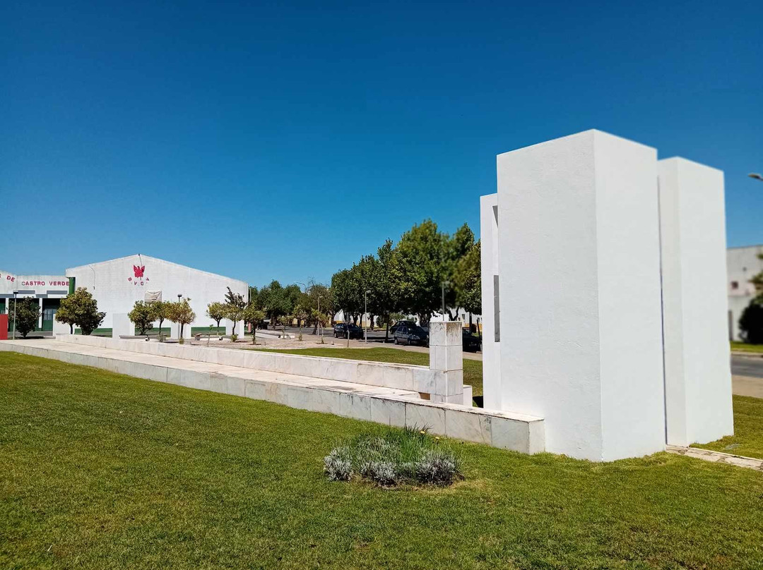 Monumento Ao 25 De Abril景点图片