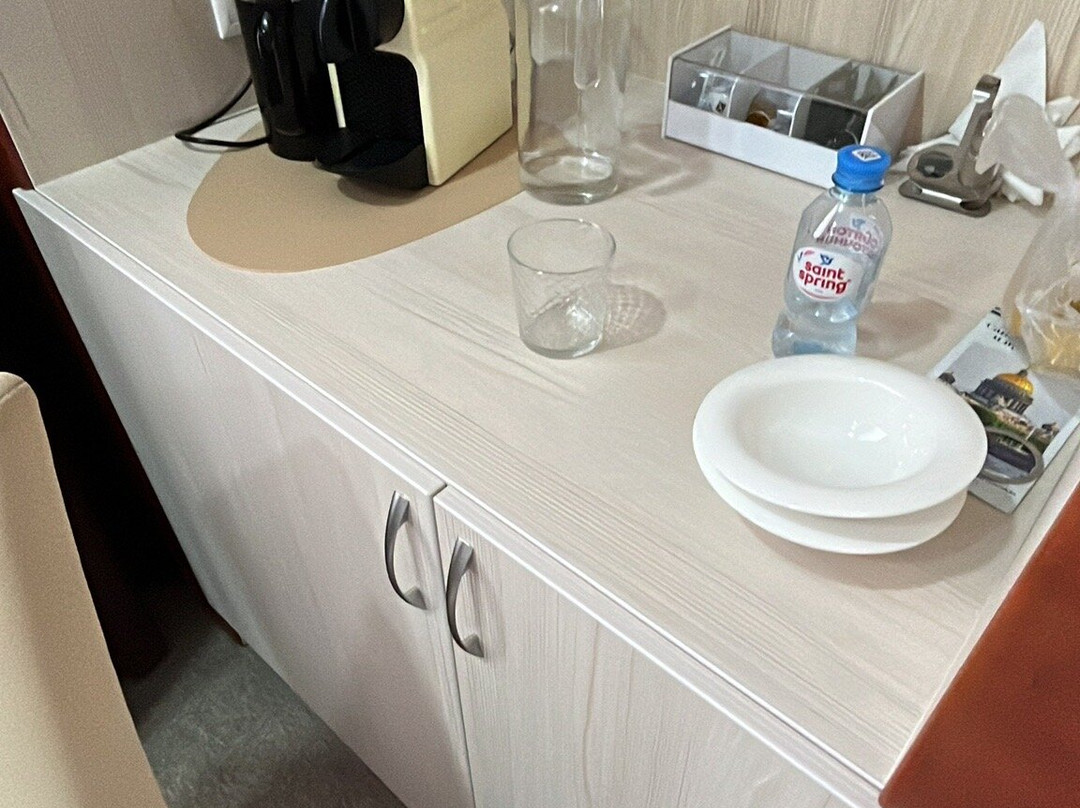 Center Hotel主图