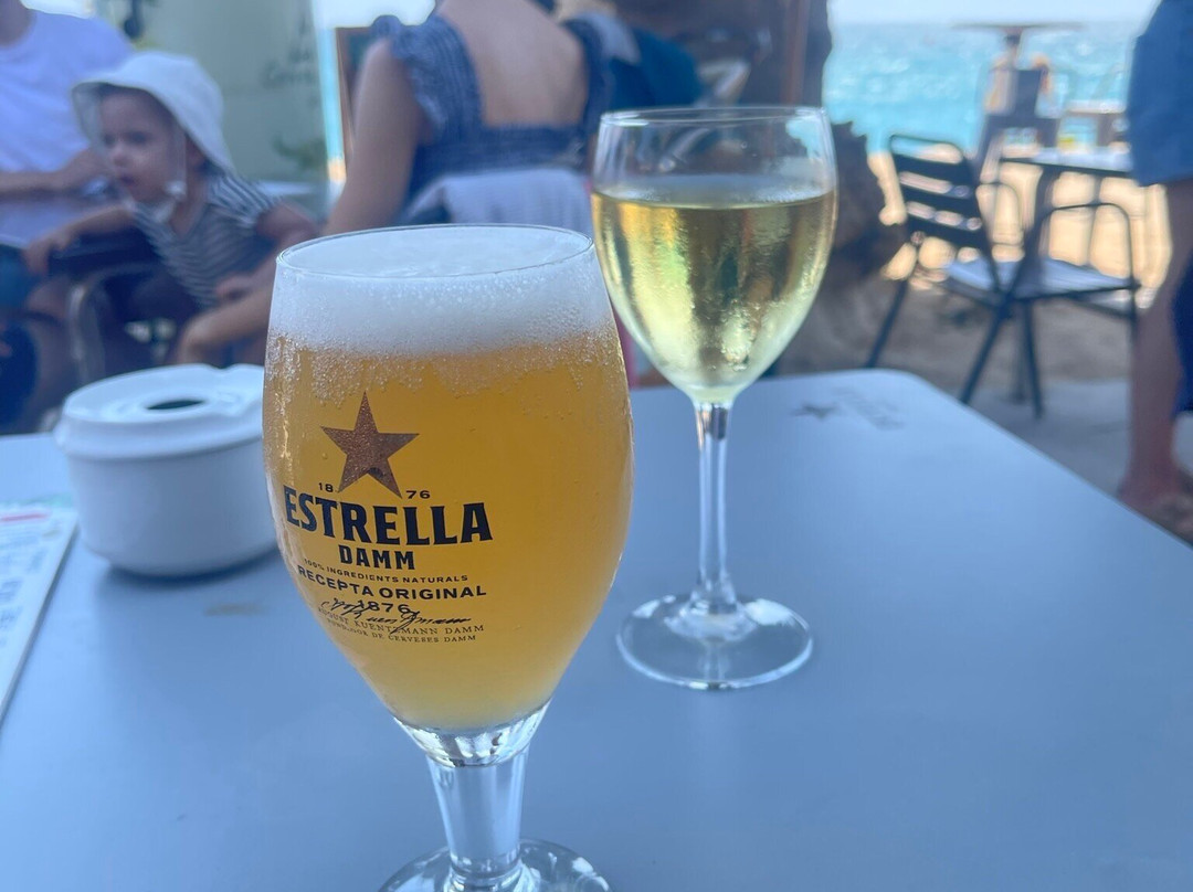 Tiare Beach Bar-Pineda de Mar必去景点