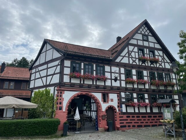 希尔施高登纳酒店主图