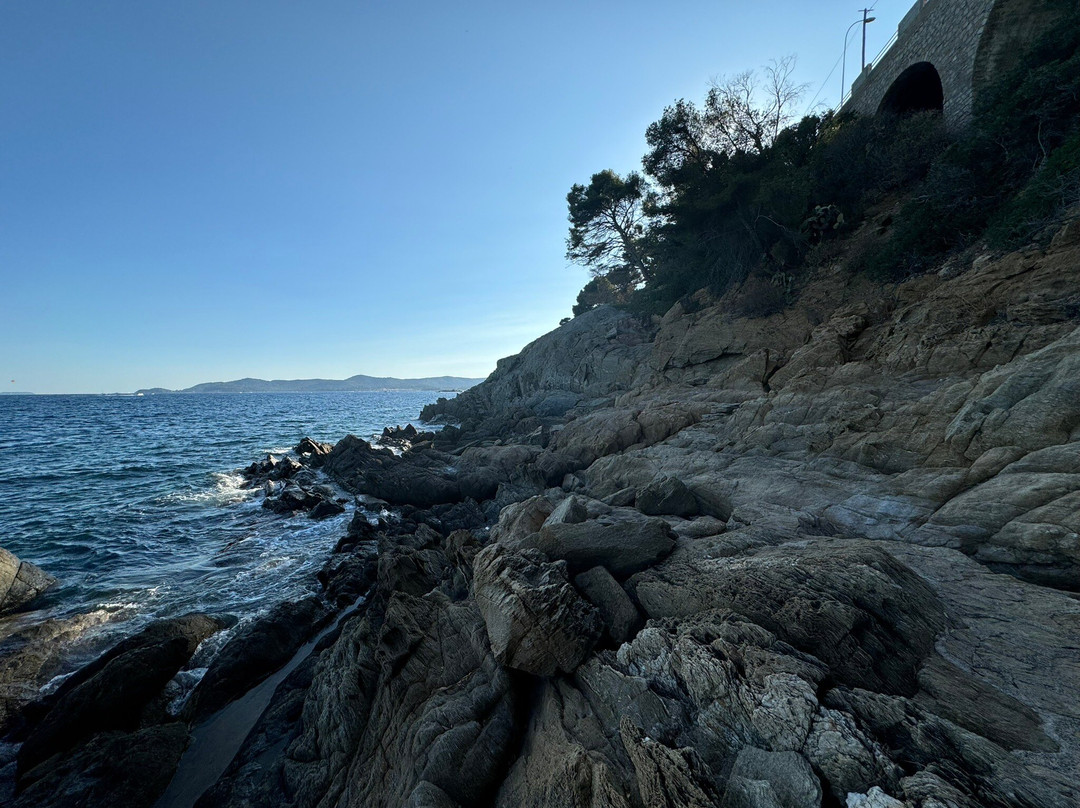 Sentier du littoral - Le Lavandou - Plage de la Fossette-莱拉旺杜必去景点