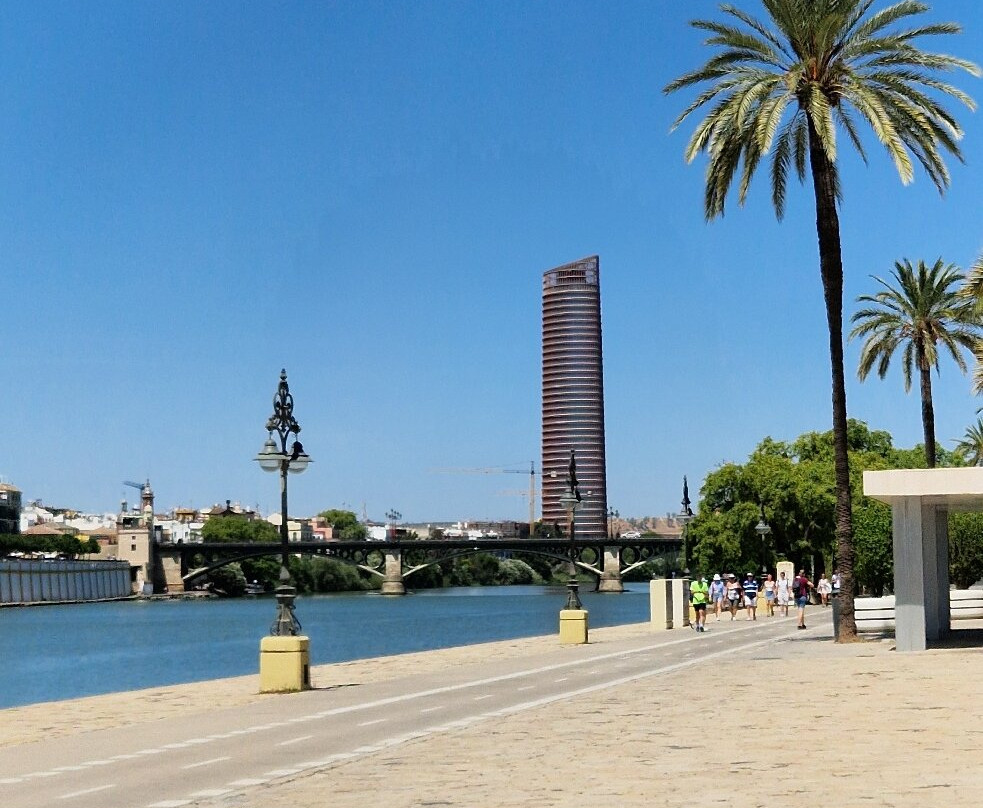 Centro Comercial Torre Sevilla景点图片