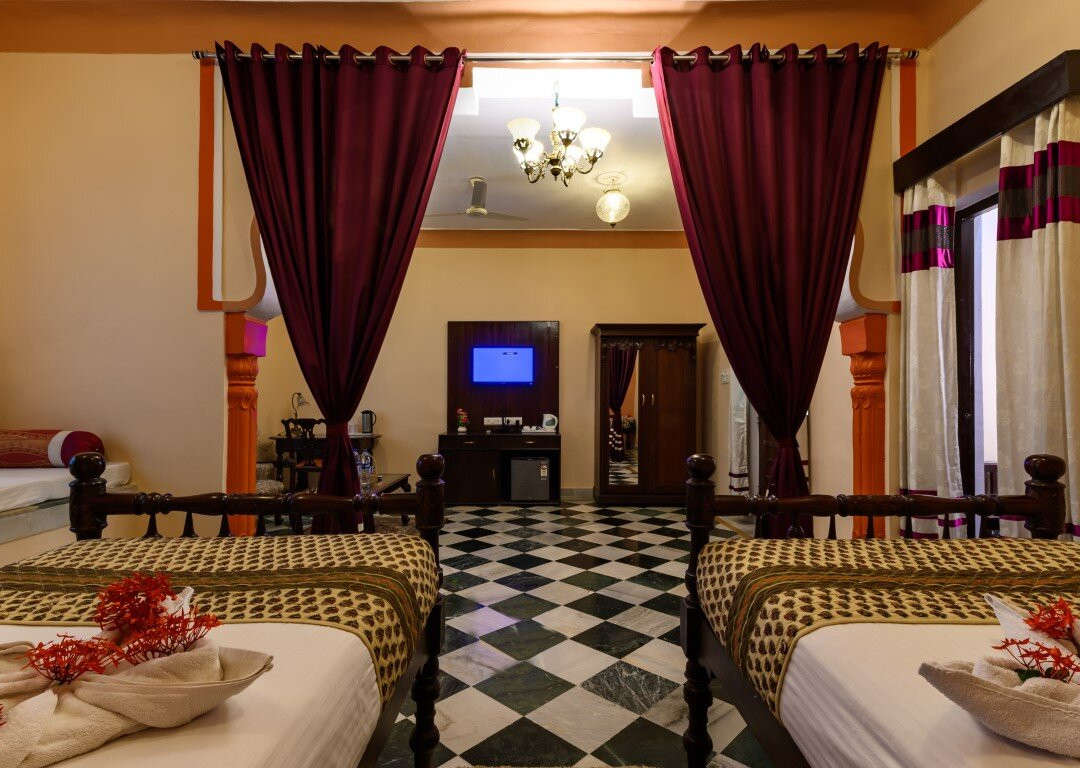 Hotel Raj Mahal The Palace主图