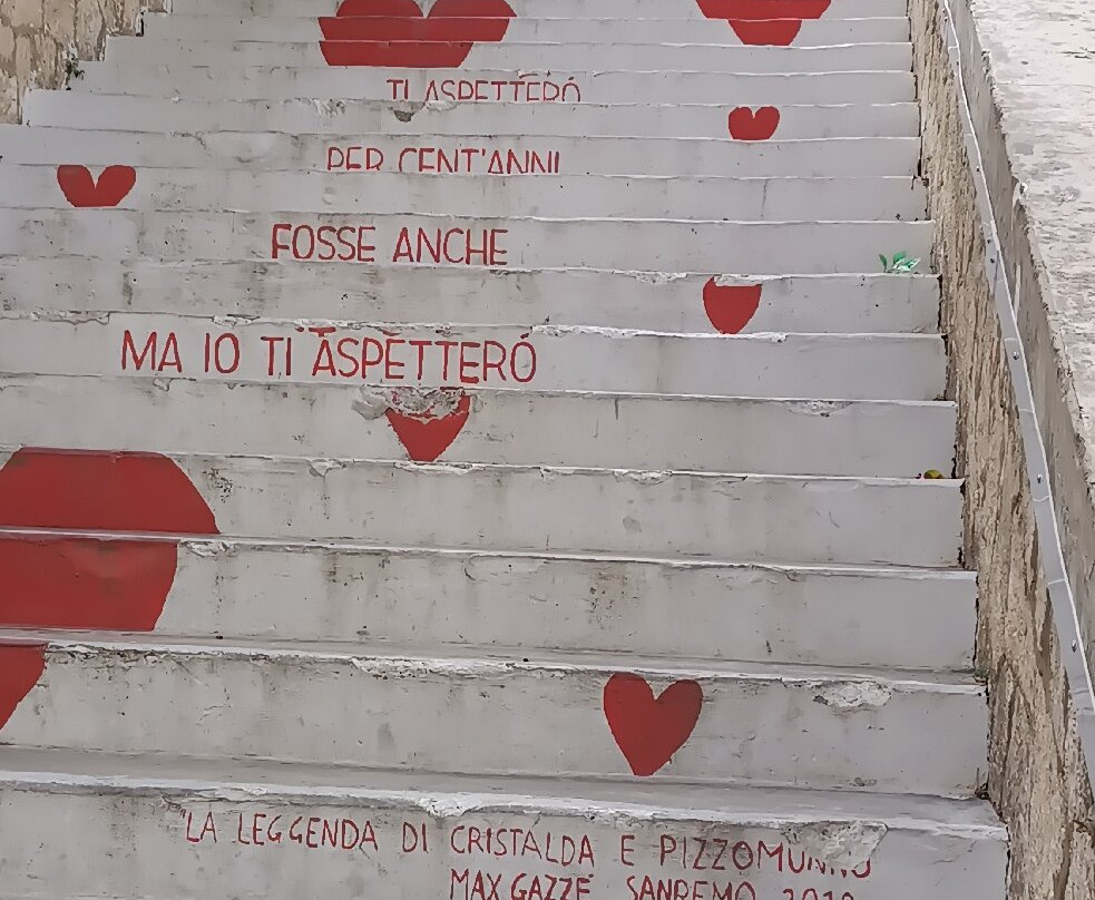 La Scalinata Dell'amore-维耶斯泰必去景点