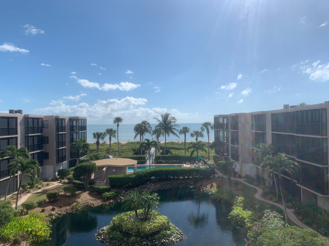 日晷海滩度假温泉酒店主图