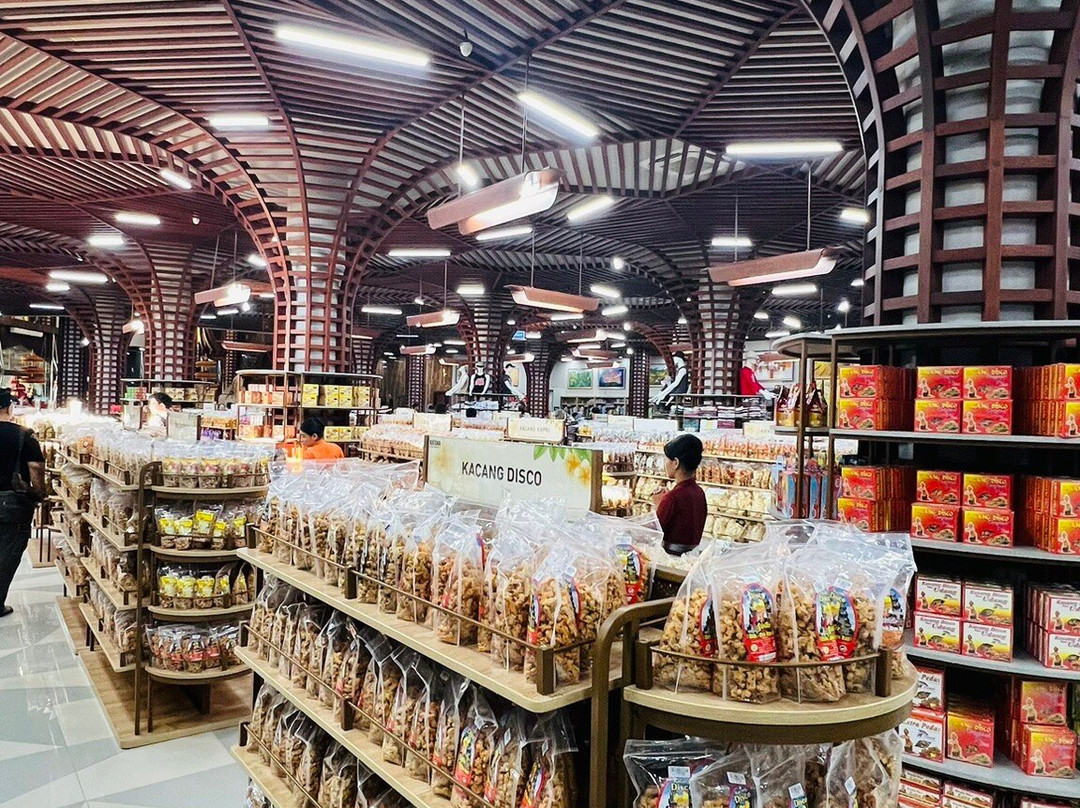 Krisna Oleh Oleh Bali Bypass-库塔必去景点