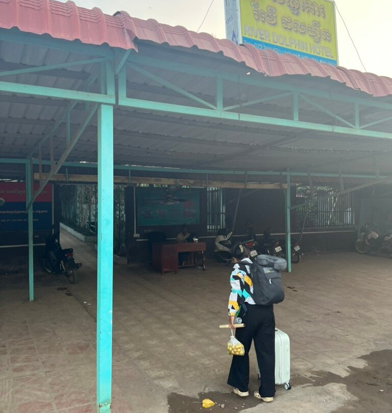 River Dolphin Hotel主图