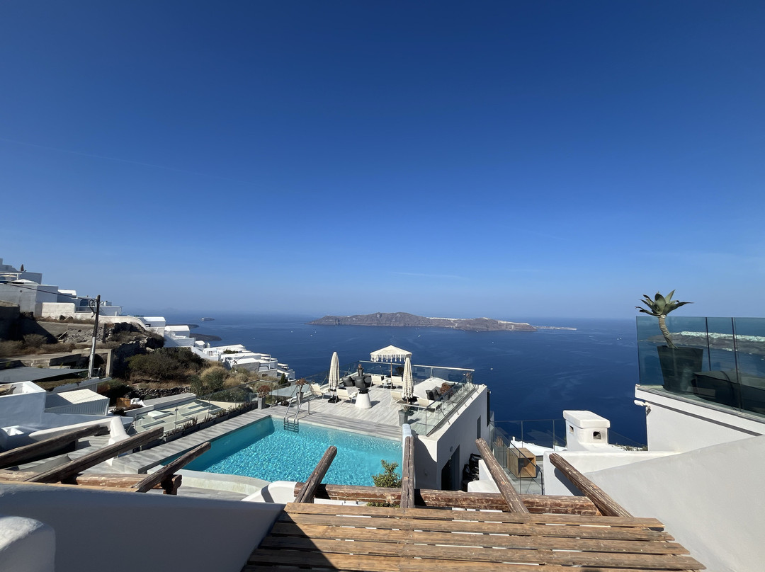 银河套房温泉酒店主图