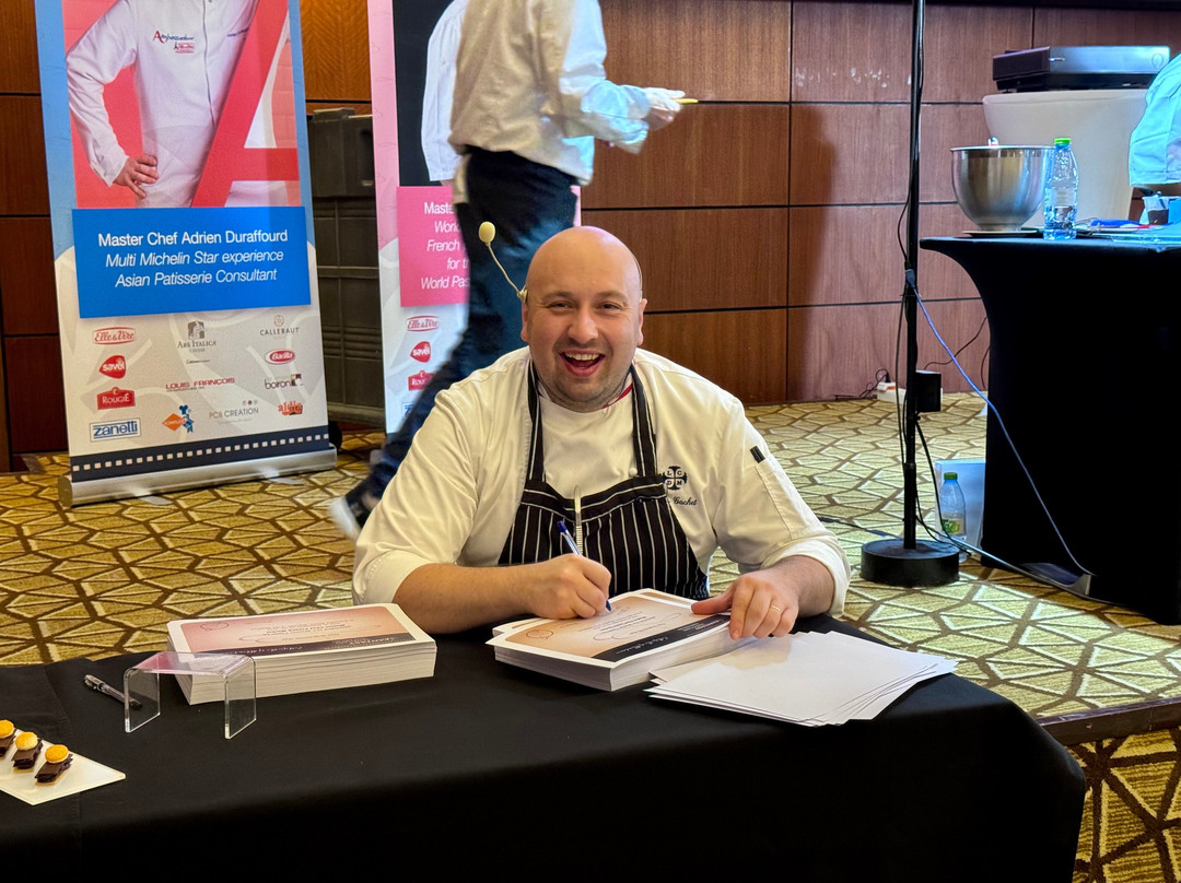 椰子岛库鲁巴度假村主图