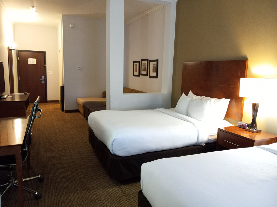 Comfort Suites Farmington主图