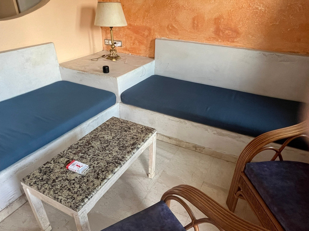 Frosini Gardens主图