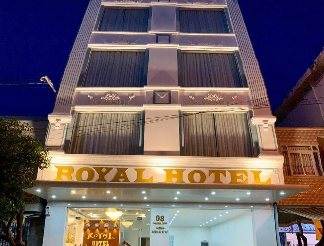 LUCKY HOTEL