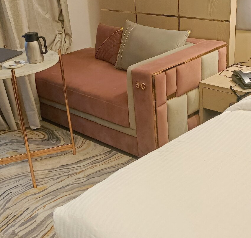 The Mystic Palms主图