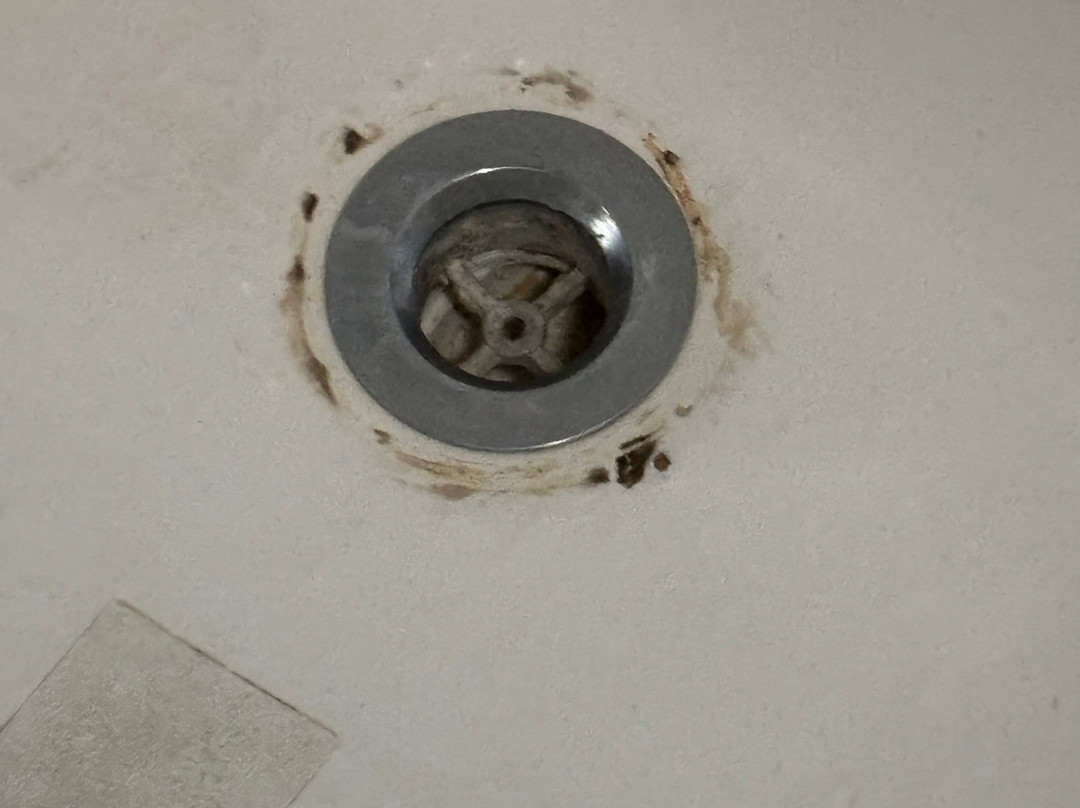 劳顿贝蒙特旅馆套房酒店主图