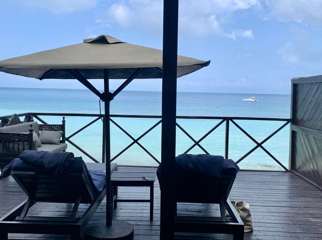 Z酒店-桑给巴尔主图