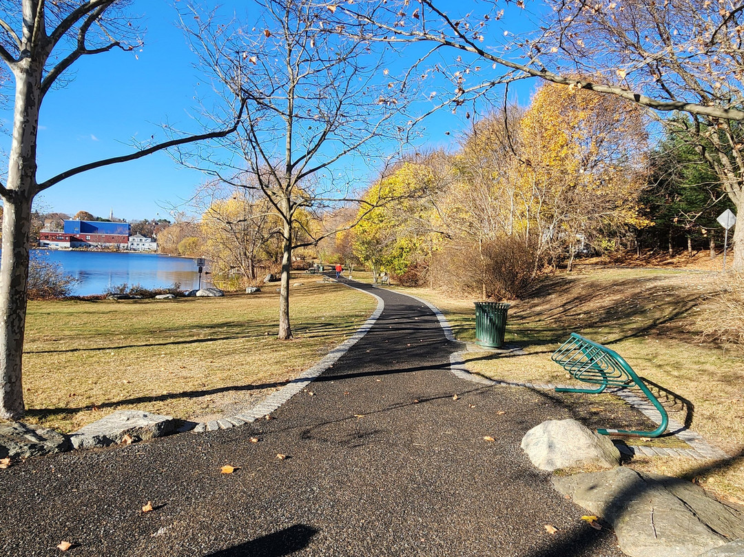 Spy Pond Park景点图片