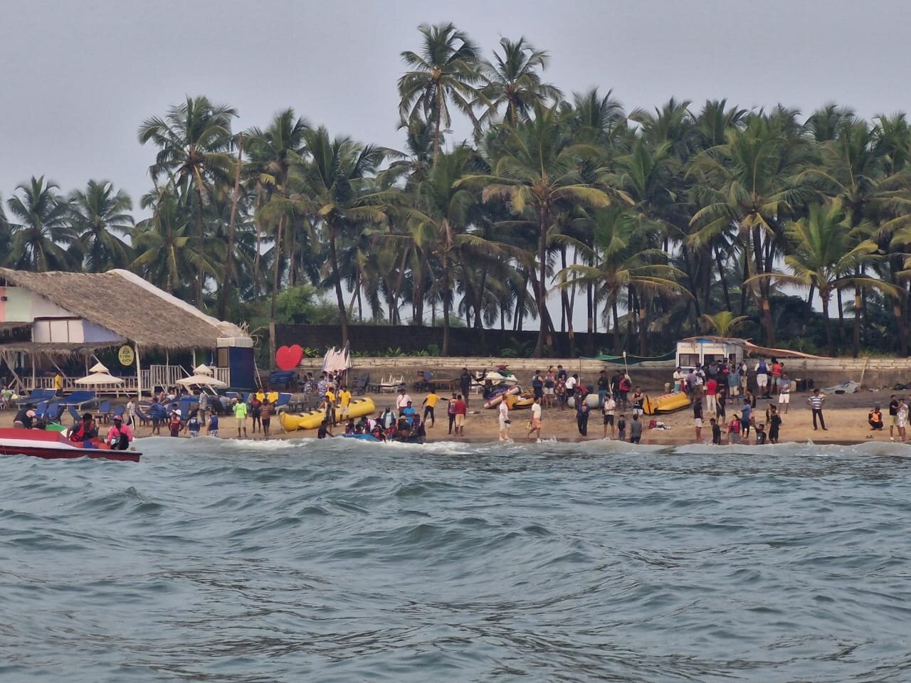 Regenta Baywatch Resort-官方