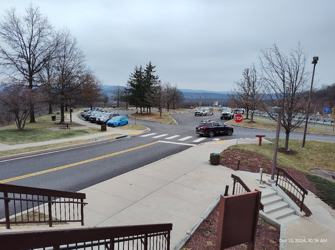 Sideling Hill Welcome Center景点图片