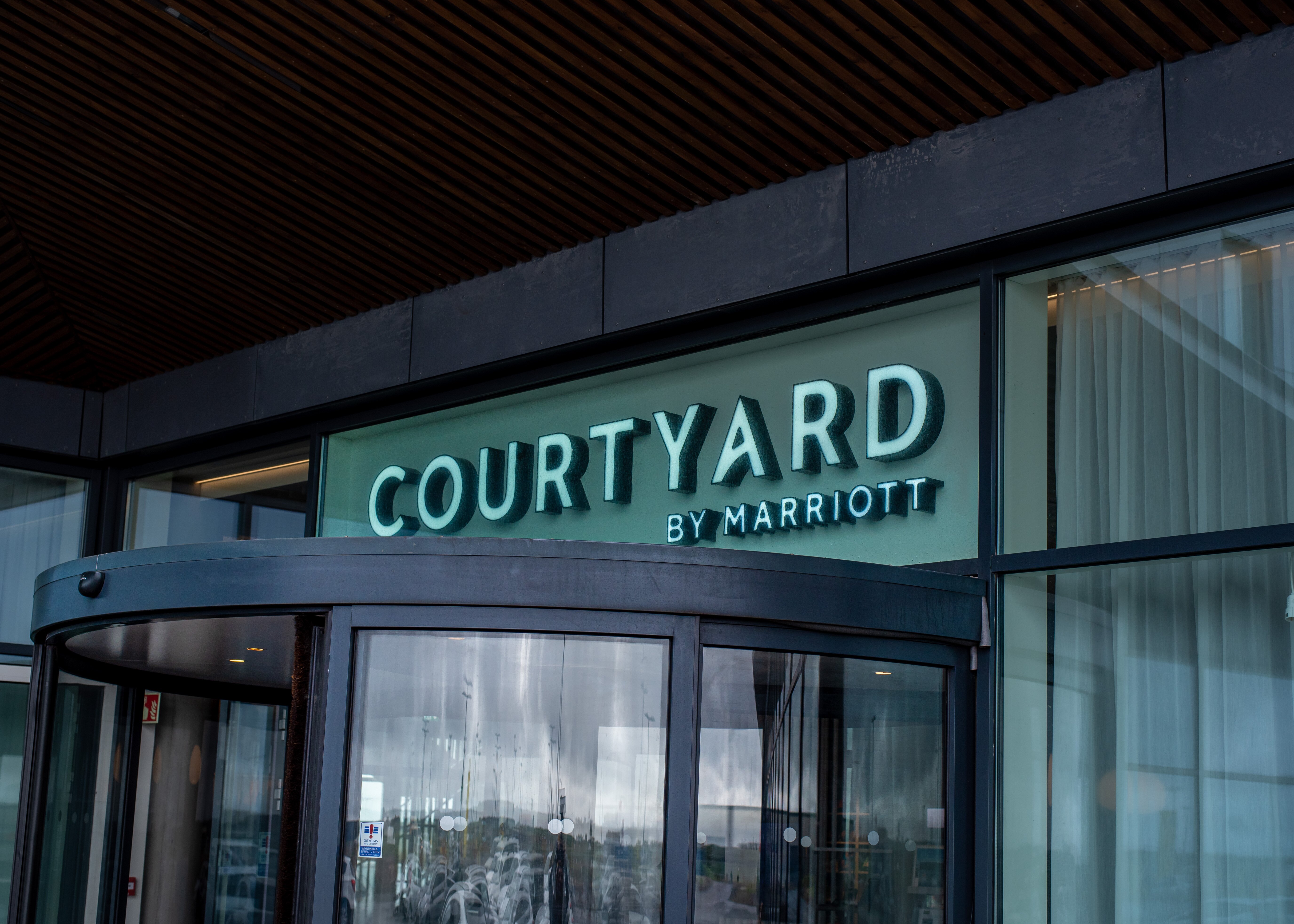 Courtyard Reykjavik Keflavik Airport-浴室