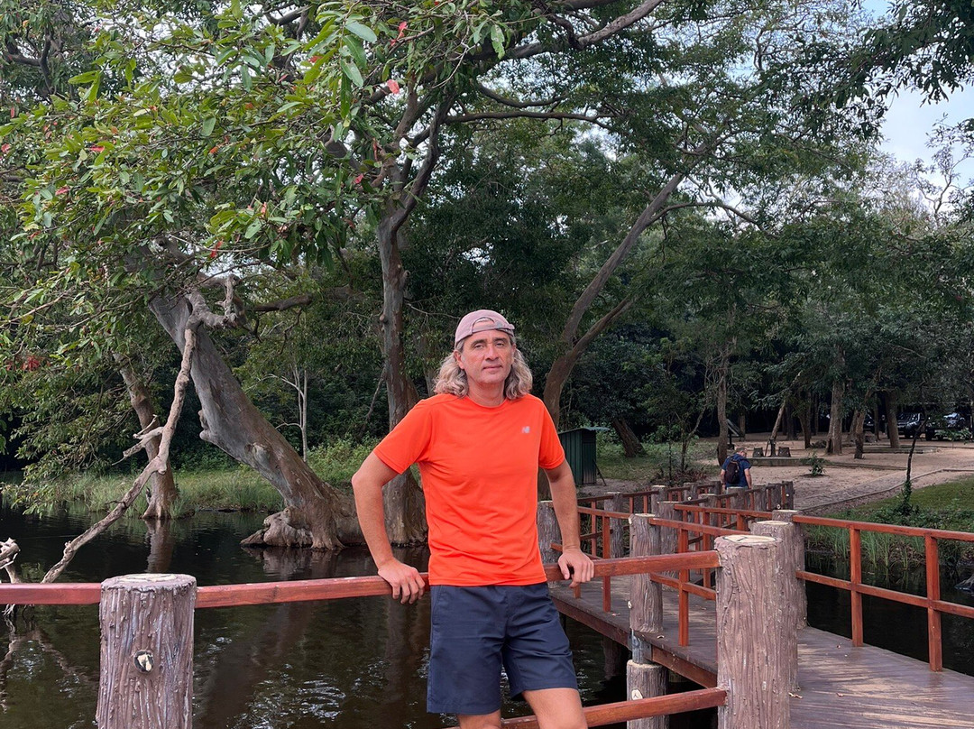 Happy Tours Kalpitiya景点图片