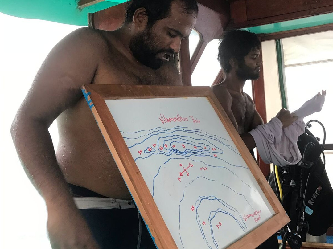 Fathu Dives & Excursion Center景点图片