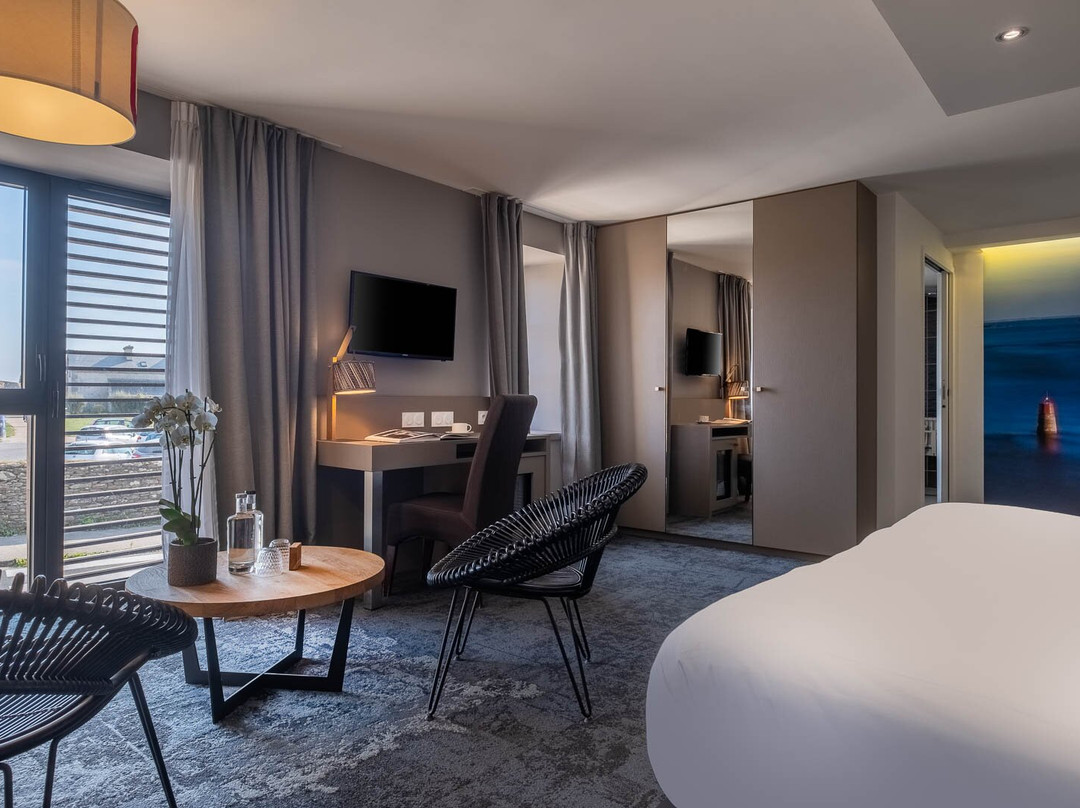 Hostellerie De La Pointe Saint-Mathieu主图