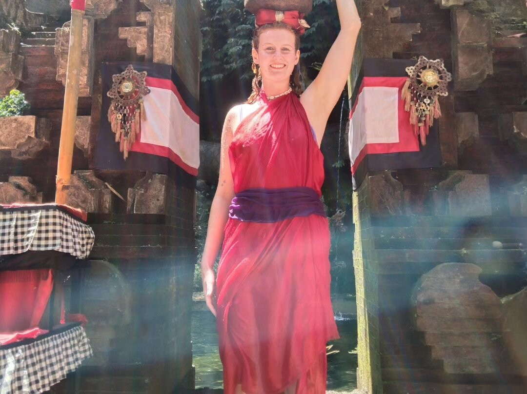 Taman Pecampuhan Sala Temple-Bunutin必去景点