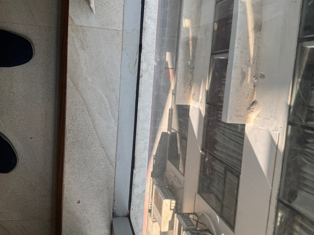 Windy Terrace Hotel主图