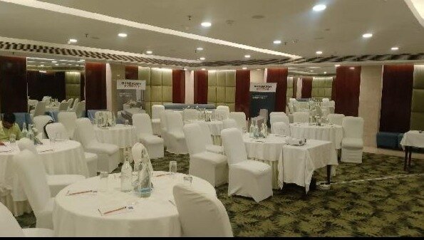 缪斯萨诺瓦门廊尼赫鲁广场酒店-商务中心/多功能厅