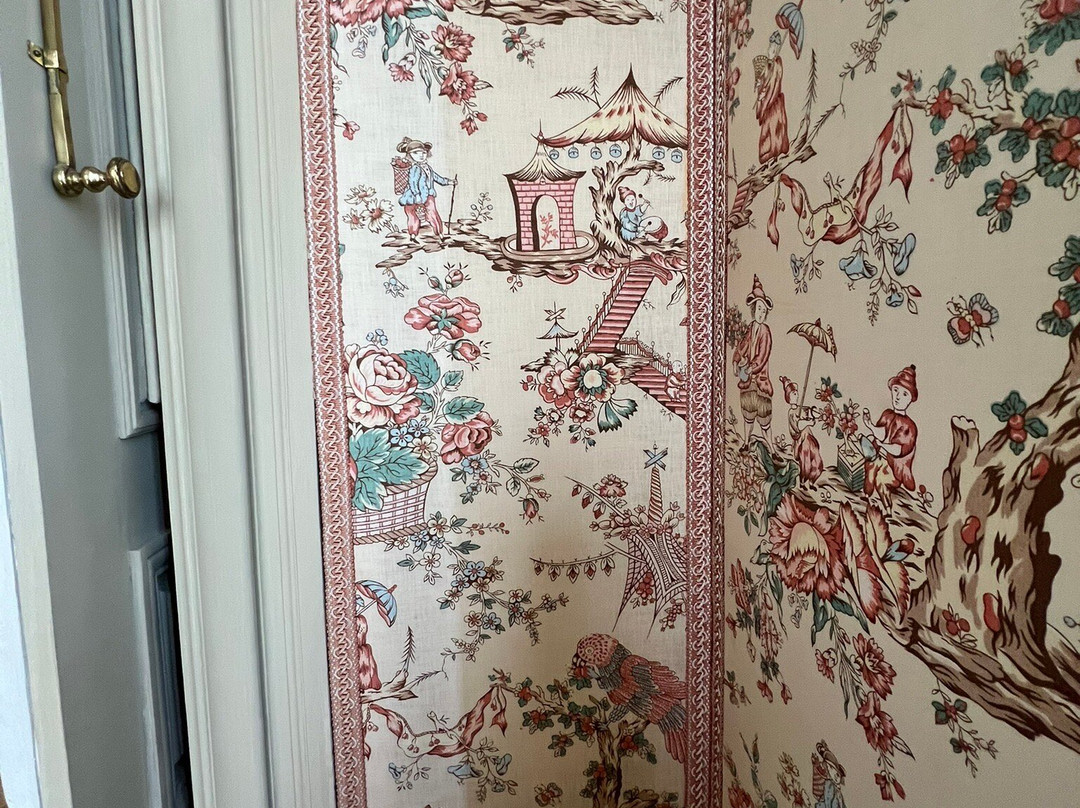 Jagdschloss Falkenlust景点图片