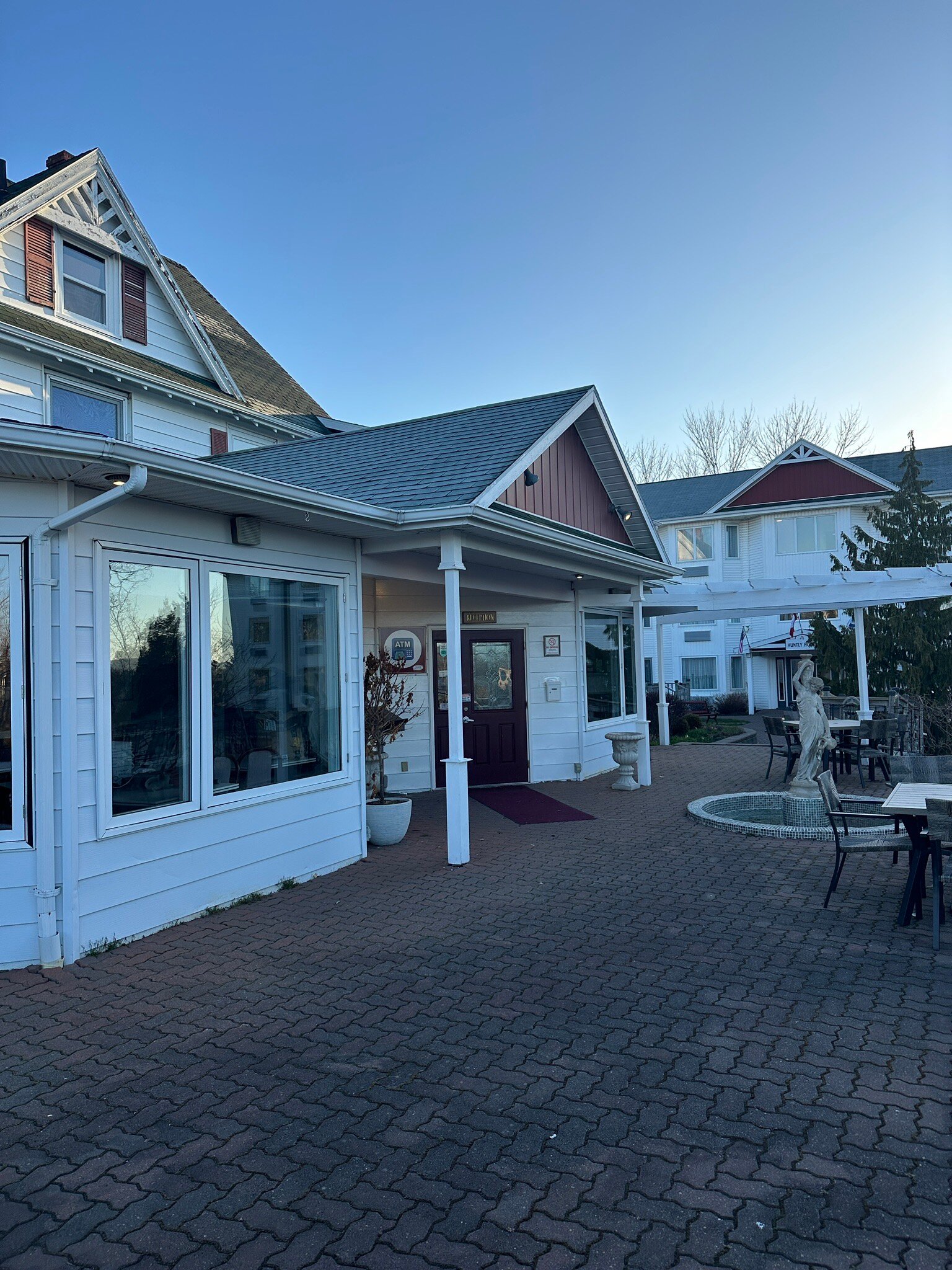 Auberge Gisele's Inn-官方