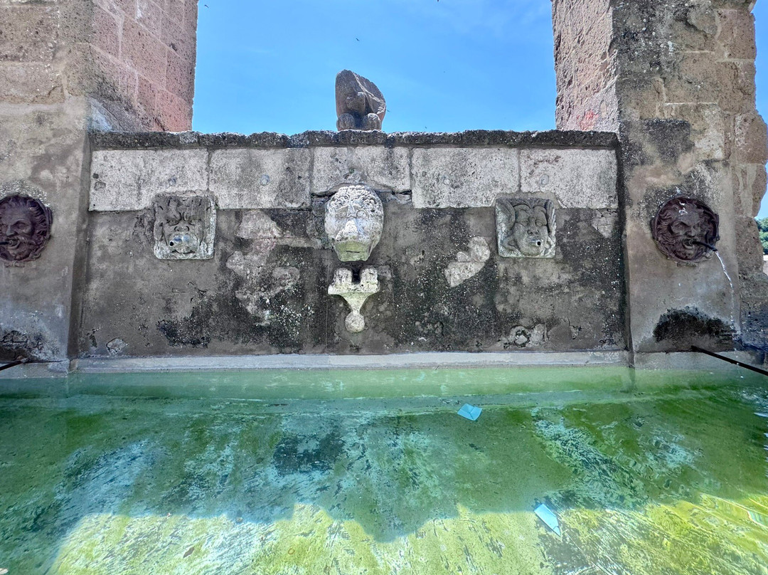 Fontana delle Sette Cannelle-皮蒂利亚诺必去景点