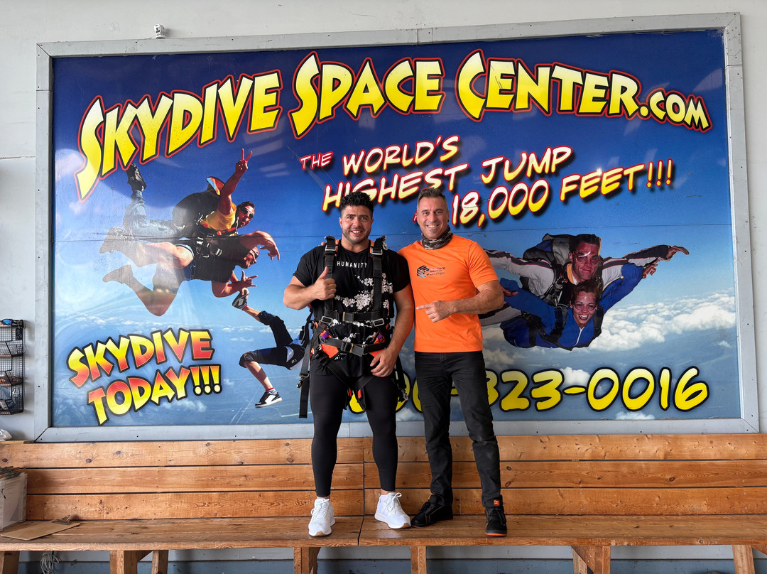 Skydive Space Center景点图片