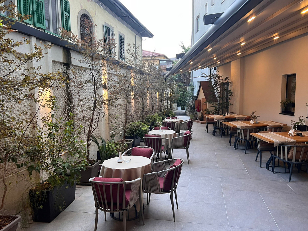 Hotel Golden Palace
