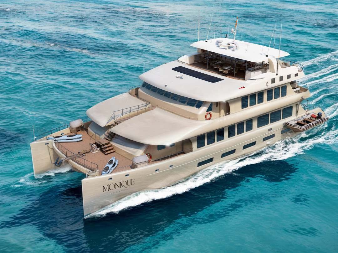 Cruise In Galapagos-阿约拉港必去景点