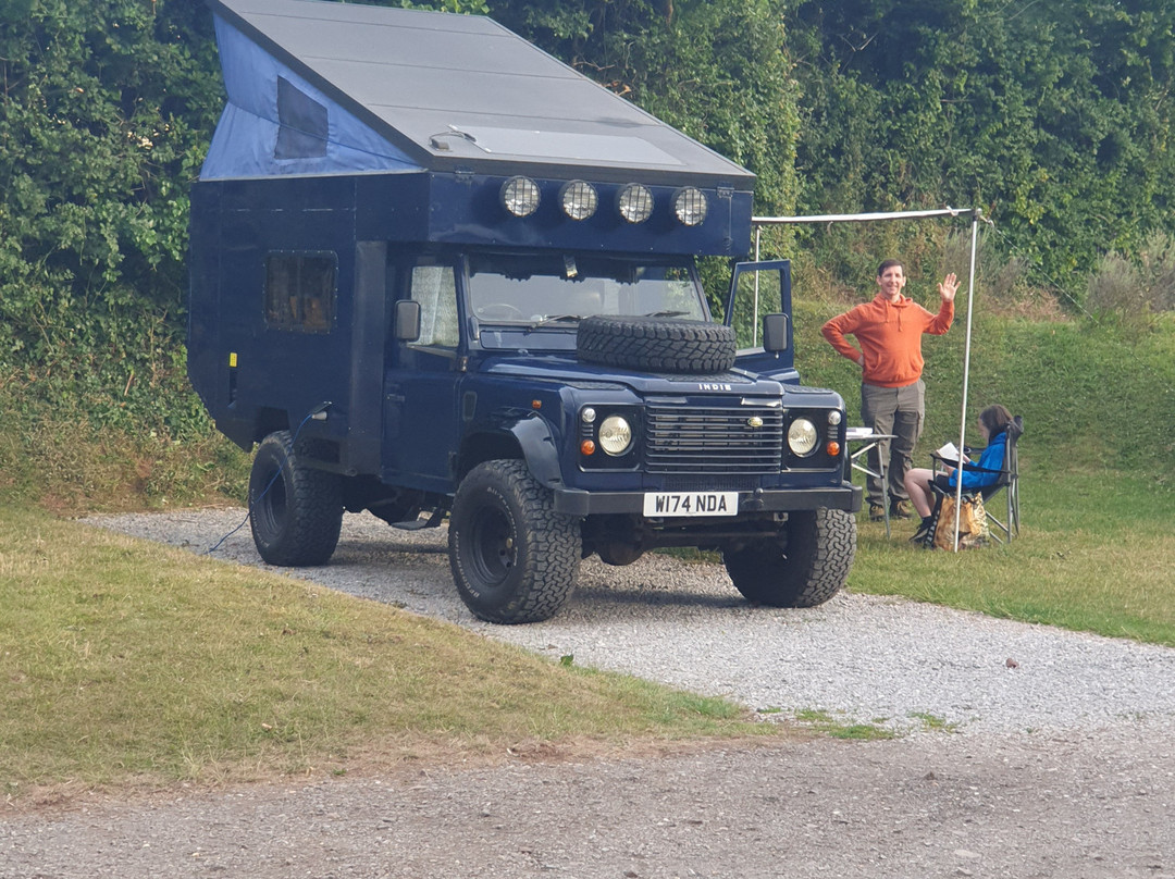 Defender Campers-West Buckland必去景点