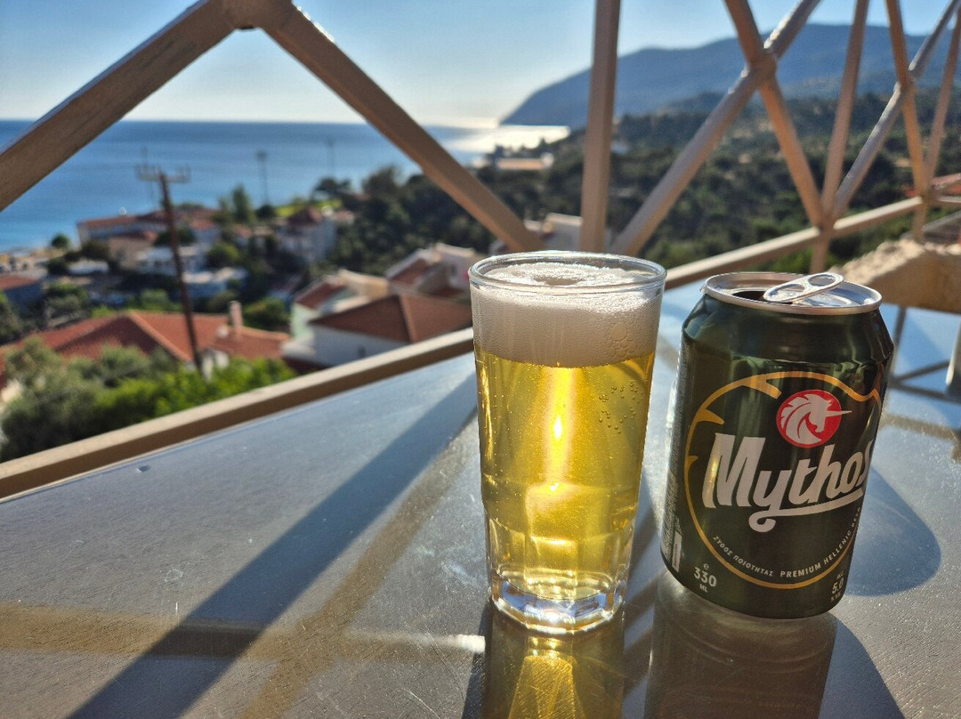 Sandy Bay Hotel主图